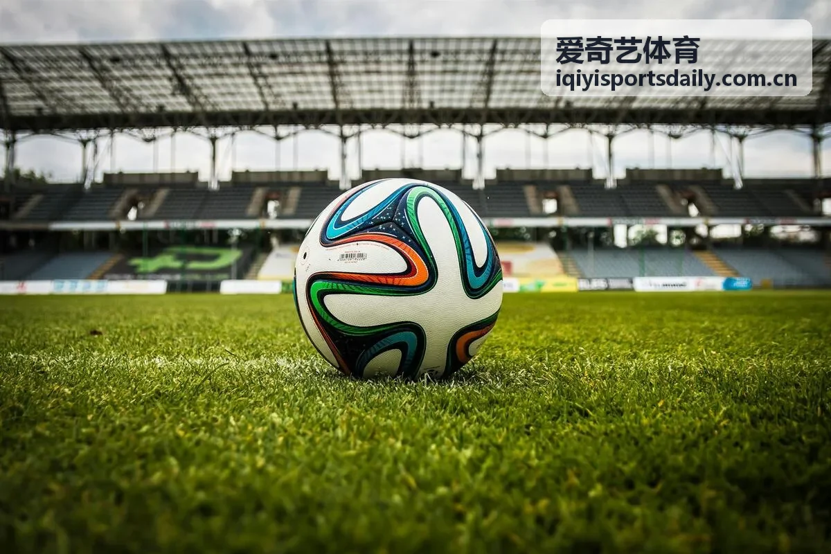 爱奇艺体育英超焦点战新闻配图
